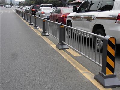 厂家定制各种规格道路护栏可安装