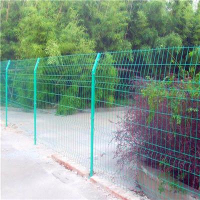 厂家批发定制护栏网 双边丝公路护栏网 低碳双边丝护栏网