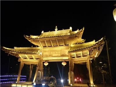 青海到四川旅游租车推荐 欢迎来电 青海梅朵纳吉旅游服务供应
