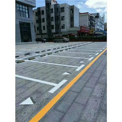吉林市路鑫公司承接道路标线施划 停车位划线等工程