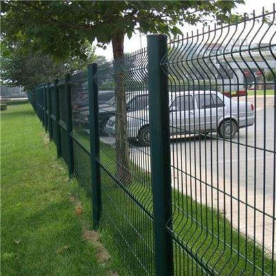 江门市室外场地围栏网 绿色边框防止行人围栏 焊接厂家 海关围护栏