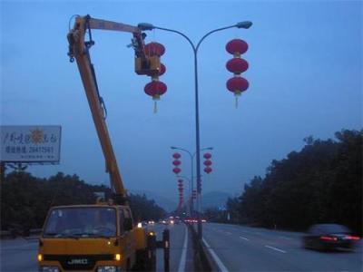广州影视广告拍摄、高空管路的铺设