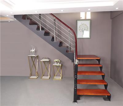 全国批发各种款式钢木楼梯厂家直销艺步楼梯制造厂