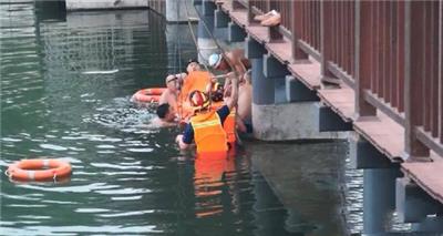 2020南京消防展丨游泳突发疾病消防联合110紧急救援