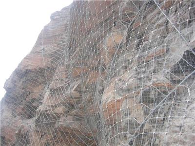 厂家直销 山体挂网 边坡绿化网 包塑安全防护网系统 出厂价