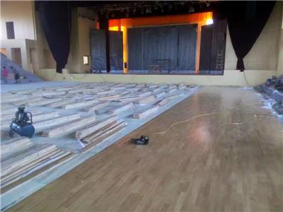 新疆枫木运动木地板 枫木羽毛球地板 产量大 耗能低