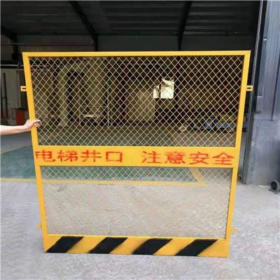 安平县万卓厂家生产的警示隔离基坑护栏网质量不爆塑