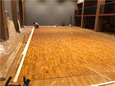 海西市体育馆**运动地板，胜枫专业生产安装柞木地板