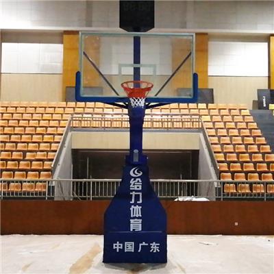 深圳篮球架价格多少钱 移动固定篮球架新报价找给力体育要报价单