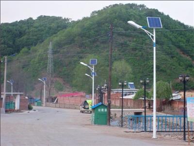 银川LED太阳能路灯厂家供应价格配置亮眼，售后**