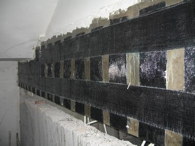 郑州高流淌水泥混凝土裂缝修补材料厂家 混凝土出现裂缝