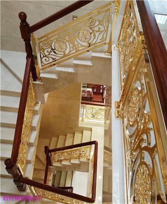 吉林高端铝艺金色楼梯护栏-雕刻楼梯扶手工作流程是什么
