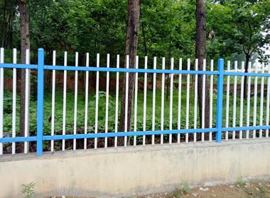 黄石隆佳锌钢护栏生产厂家直销 1.8米围墙锌钢护栏批发定制