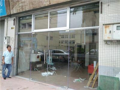 上海地弹簧玻璃门上门维修安装