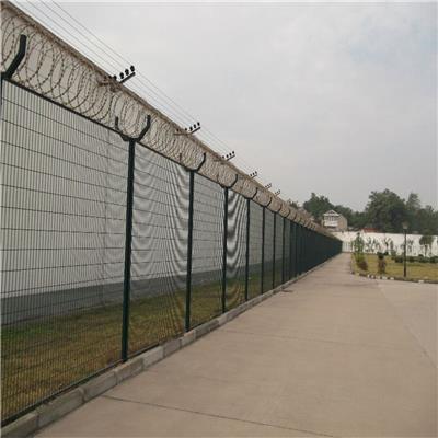 河北厂家供应 桃型柱护栏网 园林防护网 场地围栏网 可定做