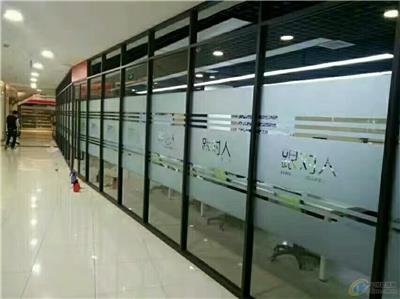 深圳的贴膜公司 办公室玻璃贴膜设计制作安装