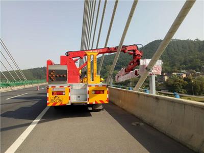 黑河桥梁检测车租赁 云南滇洋工程设备有限公司