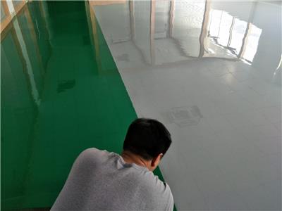 深圳龙岗龙城车库地坪漆地板漆翻新工程公司 环氧地坪漆