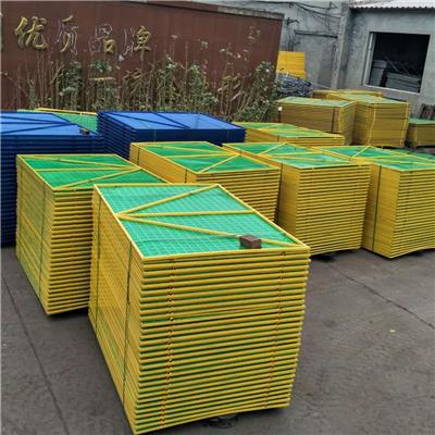 廊坊爬架网片 北京爬架网供应厂家 烤漆外架安全网 圆孔