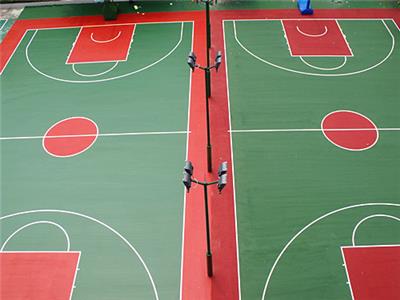 篮球场硅pu地面报价，正规篮球场多大，pu塑胶篮球场的做法