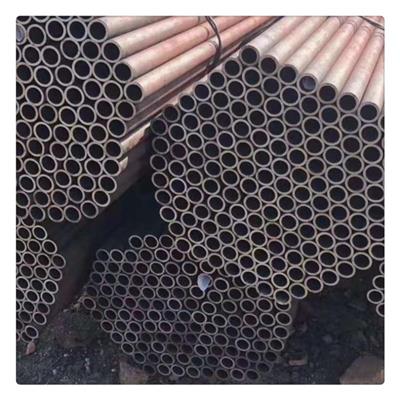 大量供应钢管 碳钢无缝钢管 规格全 可零售可定尺切割加工