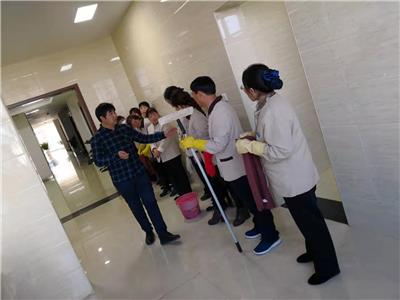 郑州保洁公司，郑州写字楼日常保洁外包公司，地毯清洗服务