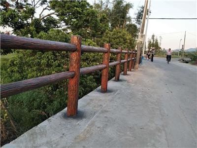 玉树河道仿木护栏 玉树仿木护栏制造商生产性能稳定