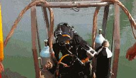 扬州中潜水下安装 拆卸 维修 打捞 清理 海底管道的铺设 检测 维护 切割 焊接 录像 摄影