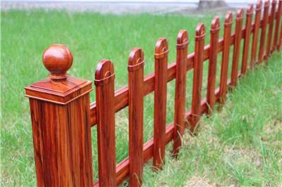 四川仿木栏杆、防腐木栏杆栅栏、实木栏杆价格、木栅栏围栏