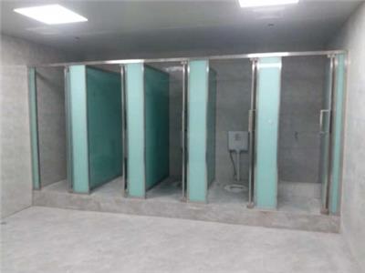 东莞车站厕所洗手间玻璃隔断厂家直销