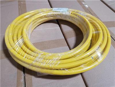 多层结构一体成形低光损高功率激光头**铠缆黄色披覆激光保护管