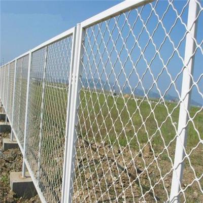海南州道路网围栏加工公司 鑫龙彩钢钢构供应