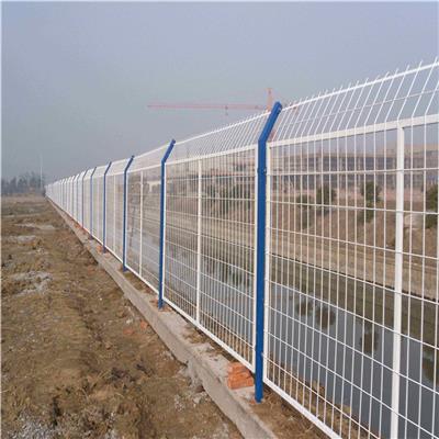 厂家直销边框护栏网框架铁丝网高速公路圈地防护网山坡园林防护栏