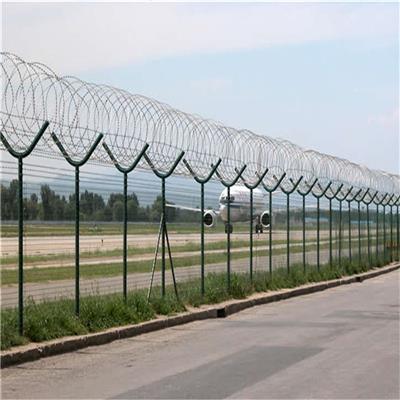厂家机场护栏网 防攀爬刀片刺绳铁丝围栏网 飞机场安全隔离防护网
