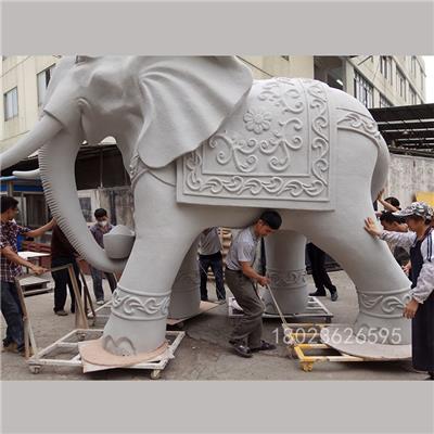 广州雕塑厂家定做大型仿真大象，玻璃钢真石漆银色玻钢大象摆件