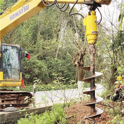挖掘机改装螺旋钻挖树坑地基电线杆换桩