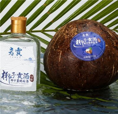 椰绿|岩露椰子露酒|有见过椰子里的酒么|椰中美酒不一样的味蕾体验