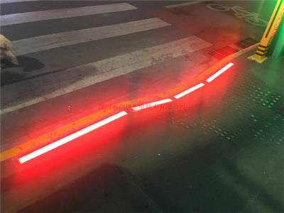 智能城市交通红绿灯埋地灯信号过街系统