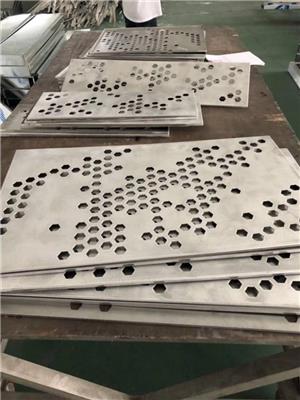 铝板雕花-镂空铝单板生产厂家