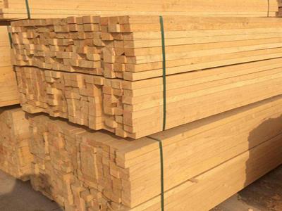 江苏建筑木方 三角料少 带皮率少 使用次数高 厂家生产