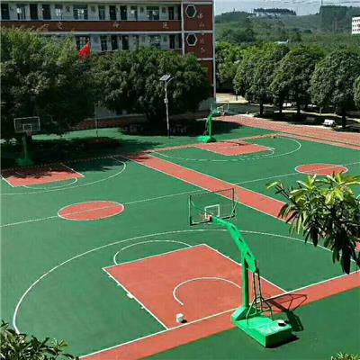 在广西做硅pu篮球场多少钱一平米