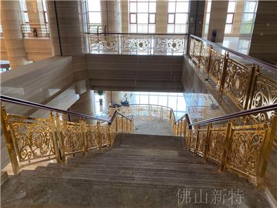 唐山星级酒店铝板雕花楼梯护栏安装实例图