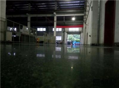 武汉硚口厂房地面固化+水泥地起灰处理=车间旧地面硬化翻新