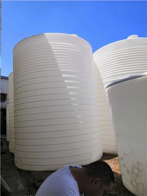山东厂家 特耐塑业直销15吨塑胶储罐，减水剂塑料水塔，15吨化工储罐