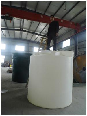 5吨圆柱形加药箱 5000公斤宁波塑料加药箱5立方牛筋加药箱