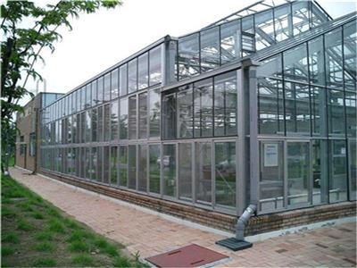 新型玻璃温室安装 蔬菜玻璃温室大棚造价