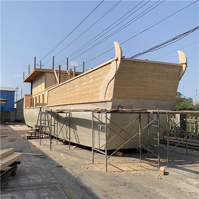 新疆塔城手工定制景观木船免费安装