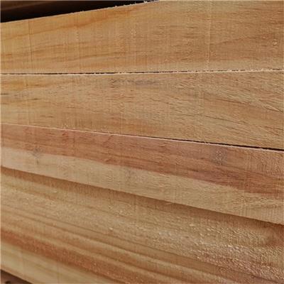 杉木工地用的木方生产商 杉木工程用木方*代理 樟子松建筑用木方规格厂