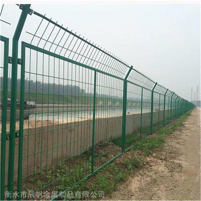 边框护栏网 铁丝围栏网 金属围栏网 定做各种框架护栏网