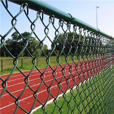 穿钢筋铁丝网体育场围栏 综合场地围网 球场围网 体育围网 钢筋围栏